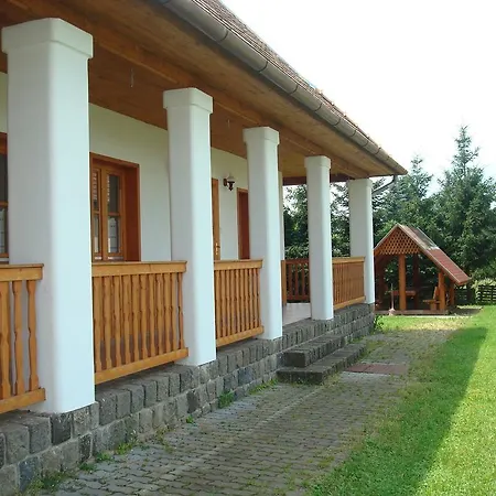 호텔 Major Es Paloc Apartmanhaz