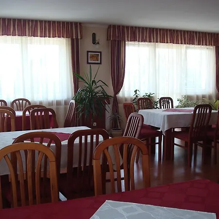Hotel Major és Palóc Apartmanház