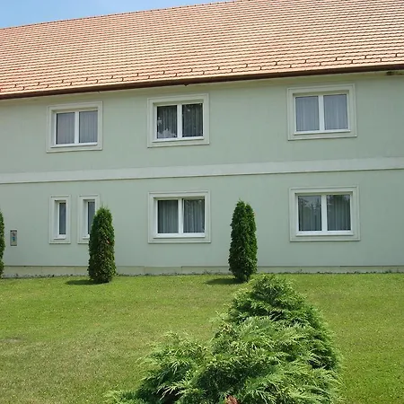 Major Es Paloc Apartmanhaz