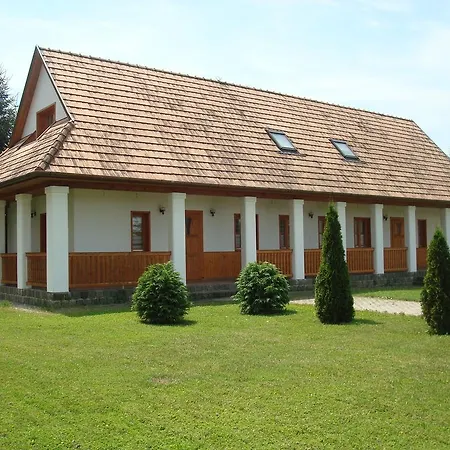 호텔 Major Es Paloc Apartmanhaz *