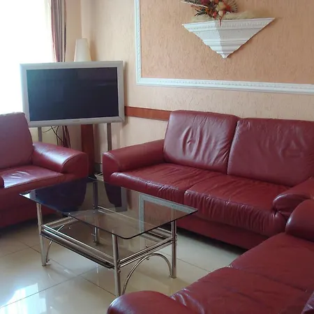 Major Es Paloc Apartmanhaz Szécsény