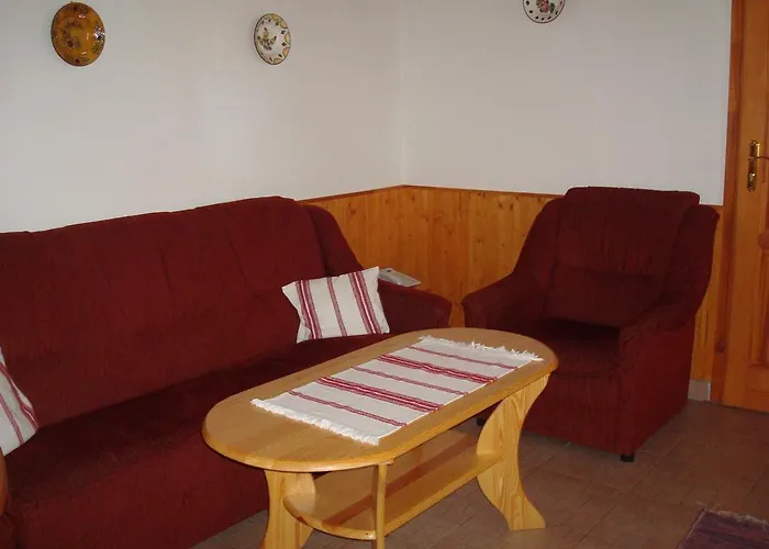 Major Es Paloc Apartmanhaz Szécsény