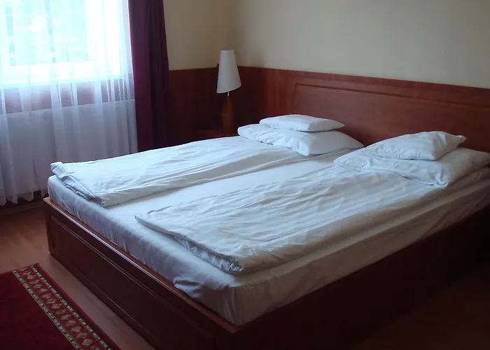 Major Es Paloc Apartmanhaz Szécsény